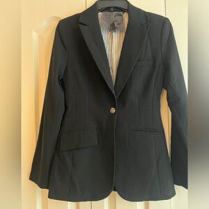 Guess blazer size size small- new without tag - black